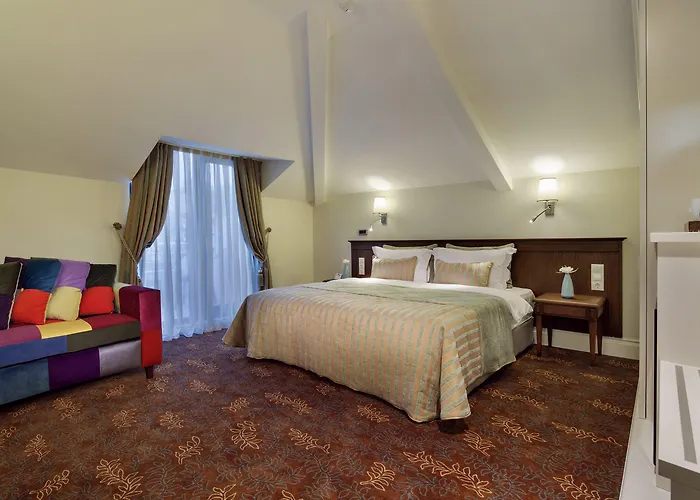 Hotel Icon Taksim 4*