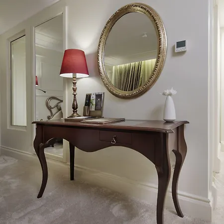 Icon Taksim Hotel 4*